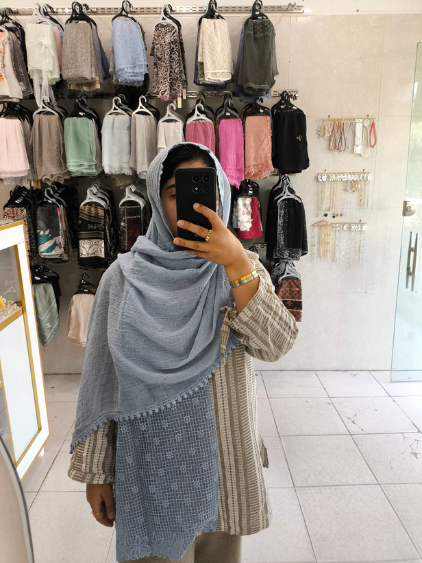 شال نخ ابریشم دستک دانتل ابریشمی دور عدسی