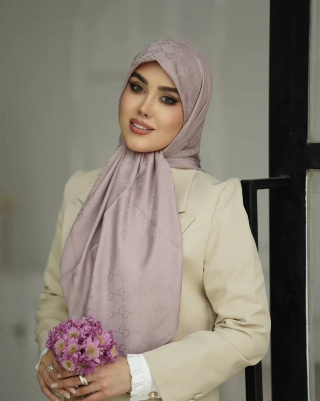 روسری ابریشم قواره ۱۲۰ طرح گوچی وارداتی